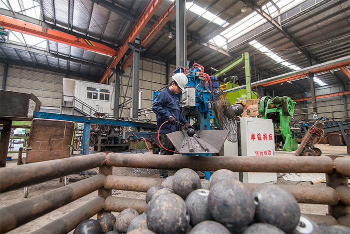 乐山网架配件-螺栓球加工车间